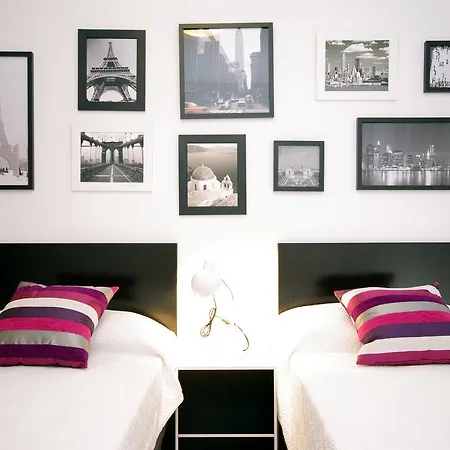 Flatsforyou Port Valencia Room photo